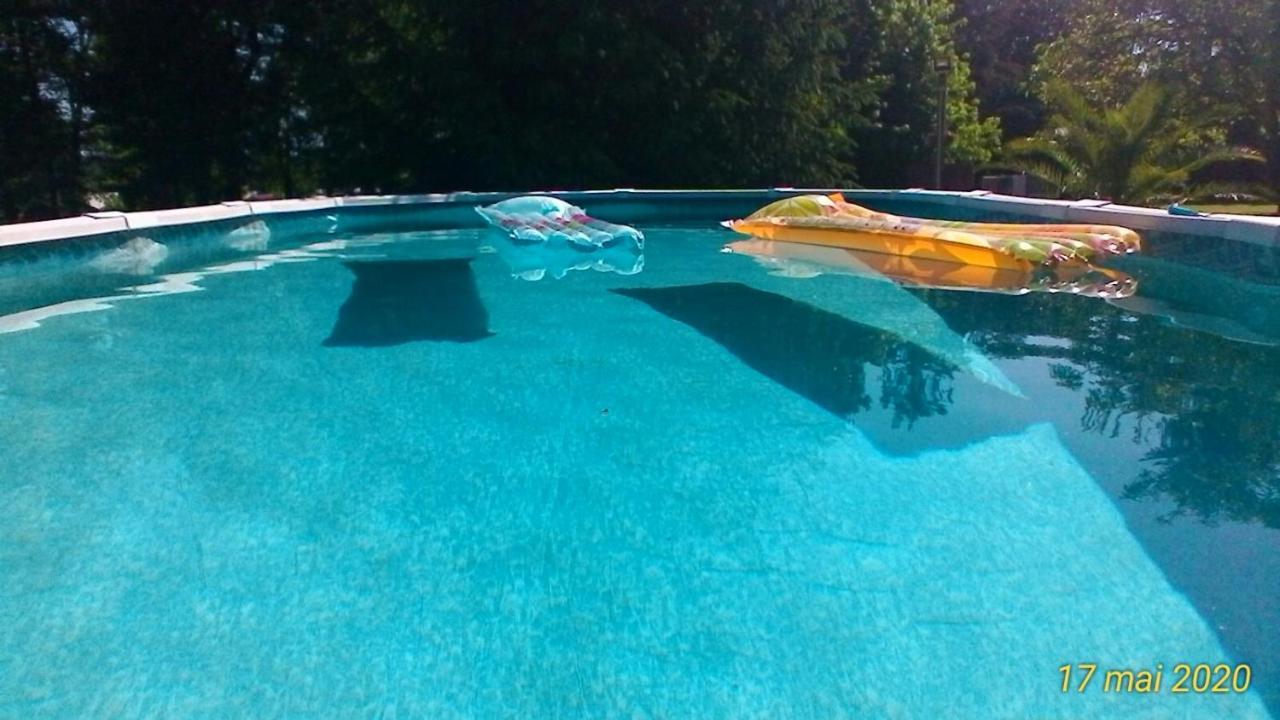 Le Clos Des Palombes Wifi Climatisation Saint-Pierre-du-Mont  Exteriér fotografie