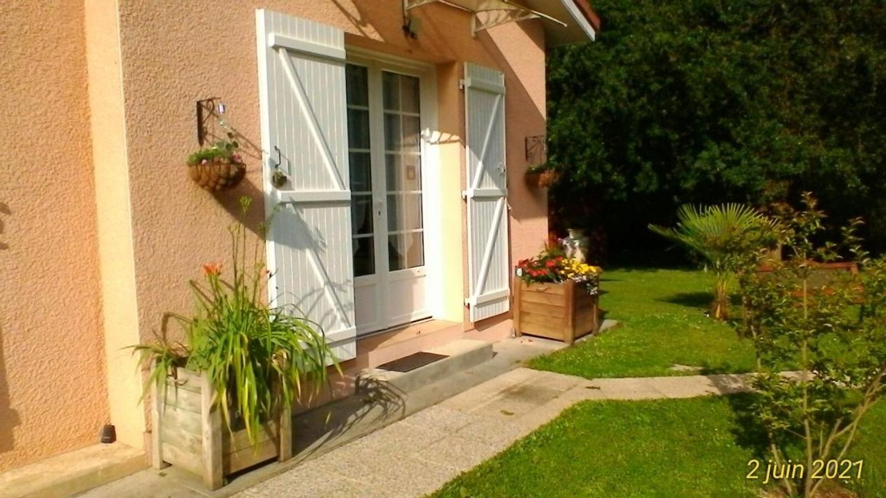 Le Clos Des Palombes Wifi Climatisation Saint-Pierre-du-Mont  Exteriér fotografie